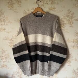 90s Iron Mountain Wool Crewneck Sweater 22x29”